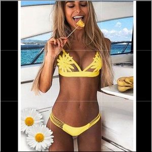 Lazy Daisy 2 Piece hipster Bikini - SOLD OUT